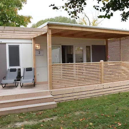 אתר קמפינג Adria Holidays Mobile Homes, Caorle קאורלה